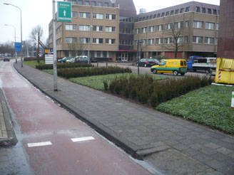 Onderhoudsvriendelijke kantoortuin in Zwolle