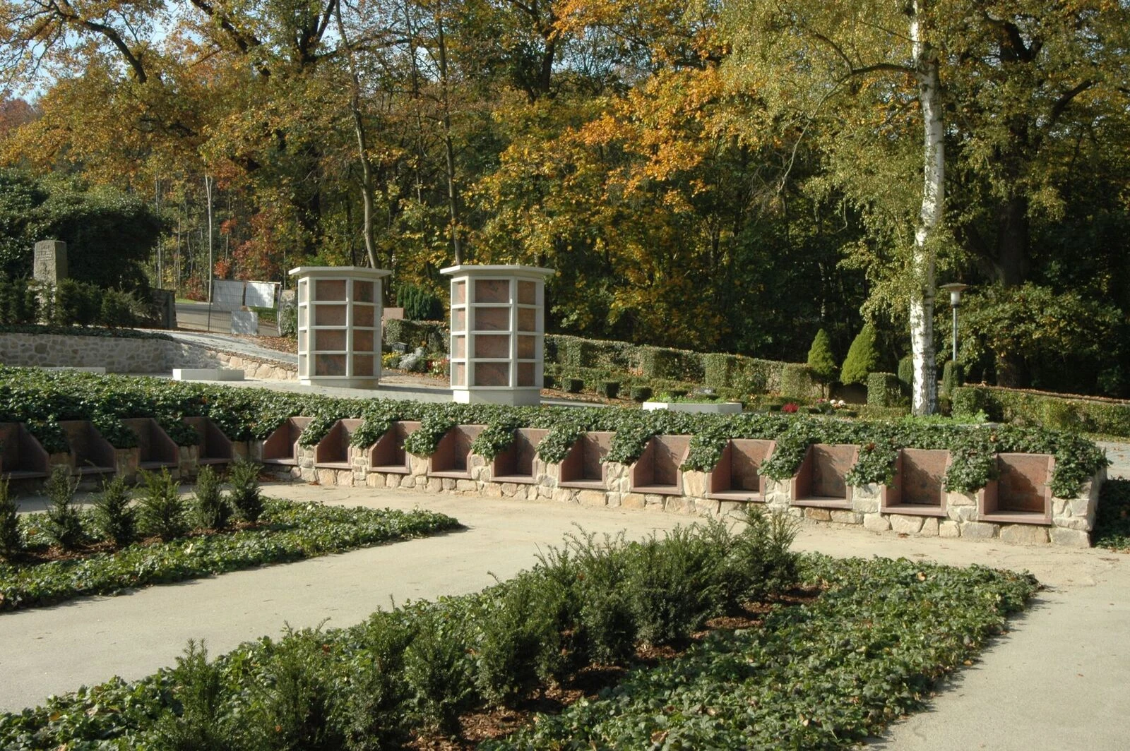 Urnenbegraafplaats crematorium Döbeln covergreen